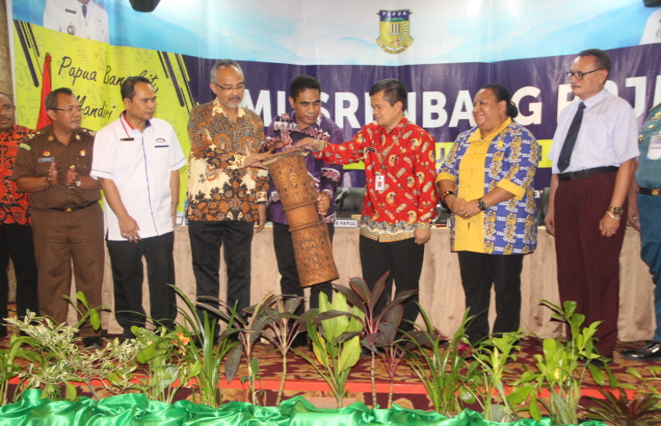 KUA-PPAS Segera Akan Diserahkan ke DPR Papua